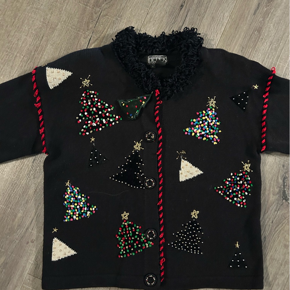 Berek 2 By Takako Sakon‎ Christmas Sweater Small